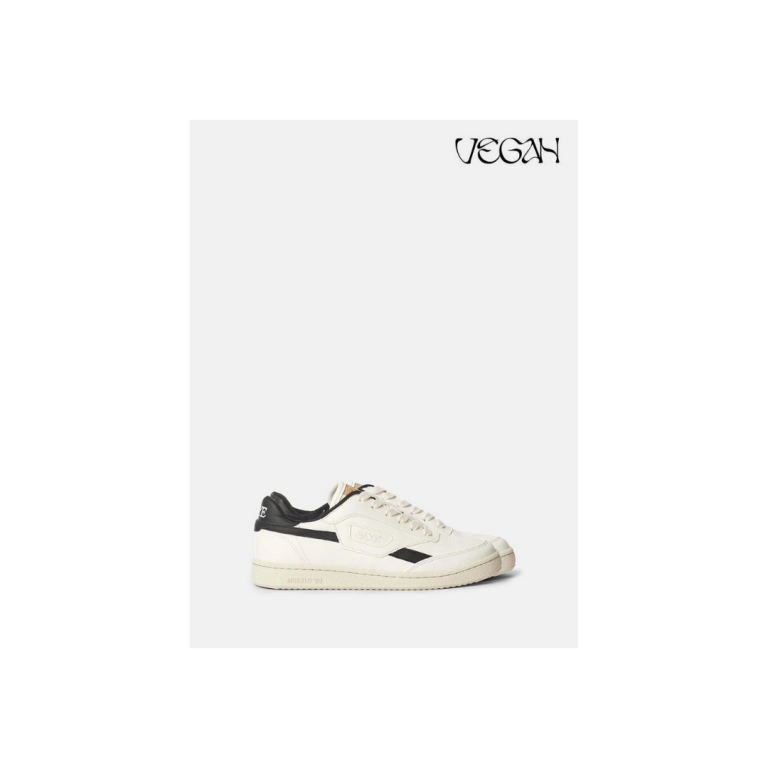 SAYE-VEGAN-BLACK-SIDE_d041344b-3a16-4b10-926a-c6b56b18b763_960x.progressive