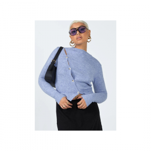 1-modelinfo-sarah-us4_3217e20b-7bad-4633-a6a4-97193fff32d6_1800x.progressive