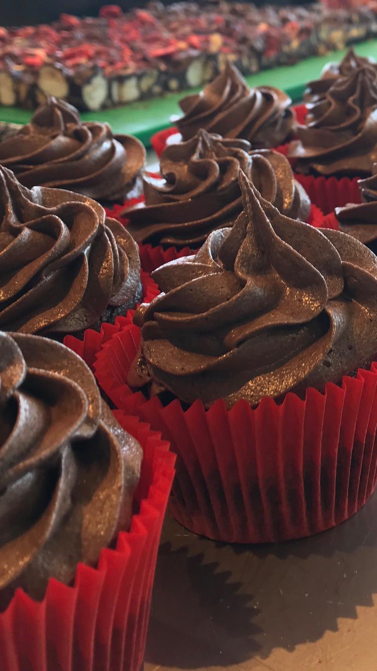 43710687_1961042143959887_7497942524246360064_n