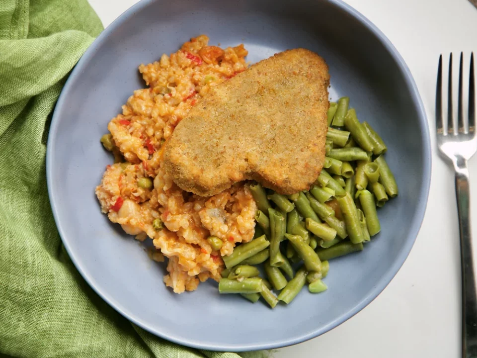 7c354d_400c6444f3704acfb0771070e2025d23mv2